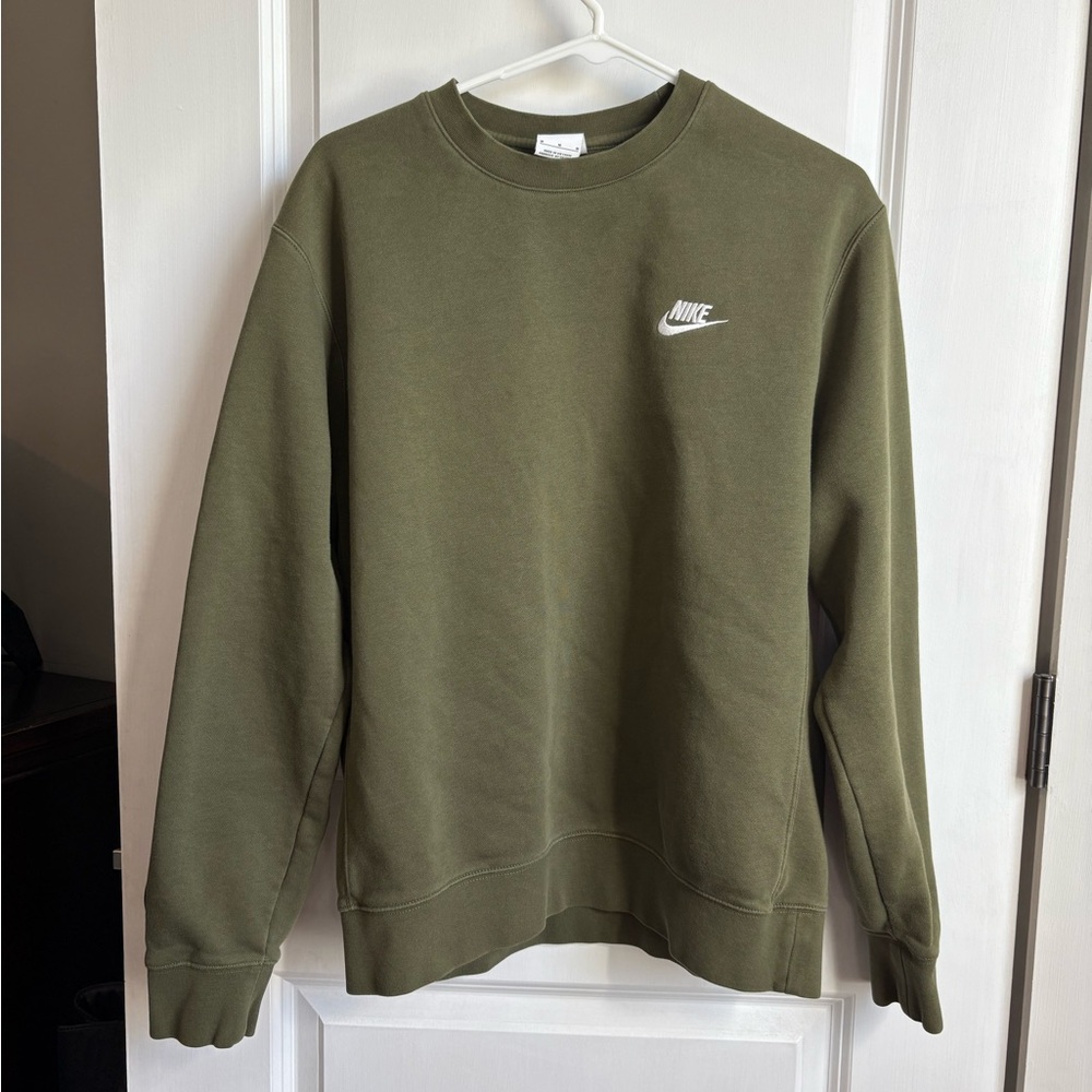 Nike Men's Olive Green Sweater Like New